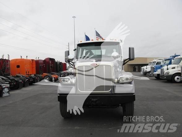 Peterbilt 567 Влекачи