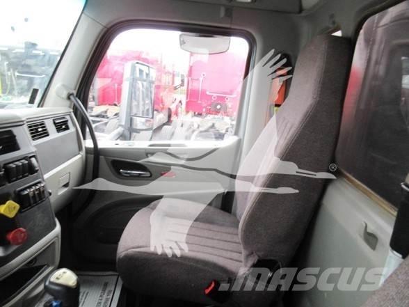 Peterbilt 567 Самосвал