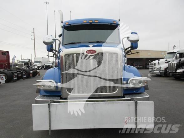Peterbilt 567 Влекачи
