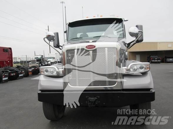 Peterbilt 567 Влекачи