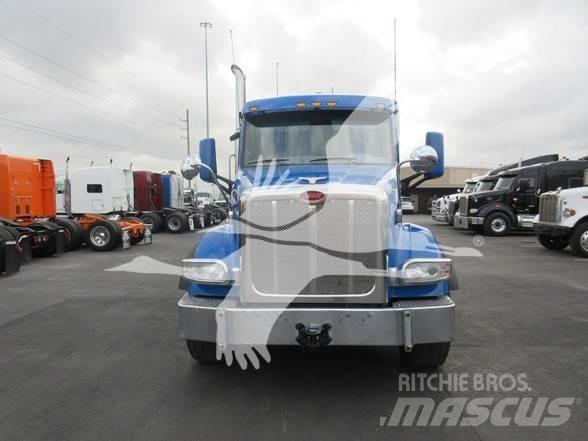 Peterbilt 567 Влекачи