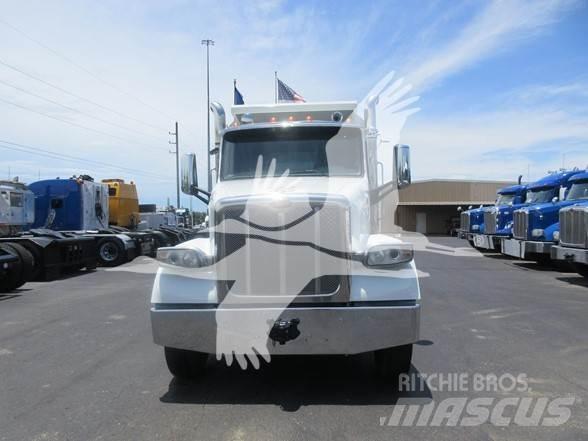 Peterbilt 567 Самосвал