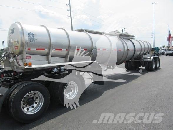 Polar DOT 407 Полуремаркета цистерни
