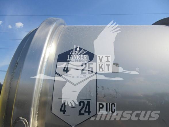 Polar DOT 407 Полуремаркета цистерни
