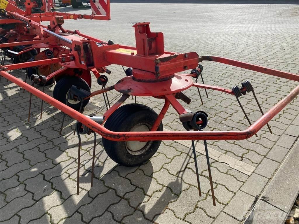 Kuhn GF 8702 Гребла и сенообръщачки
