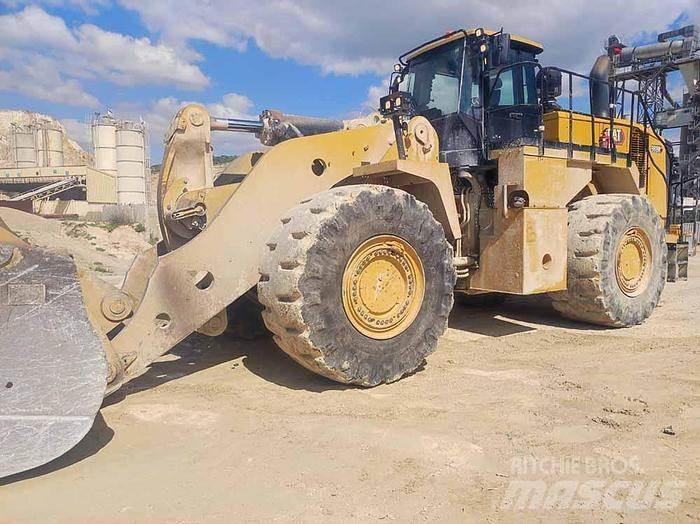 CAT 988K Колесни товарачи