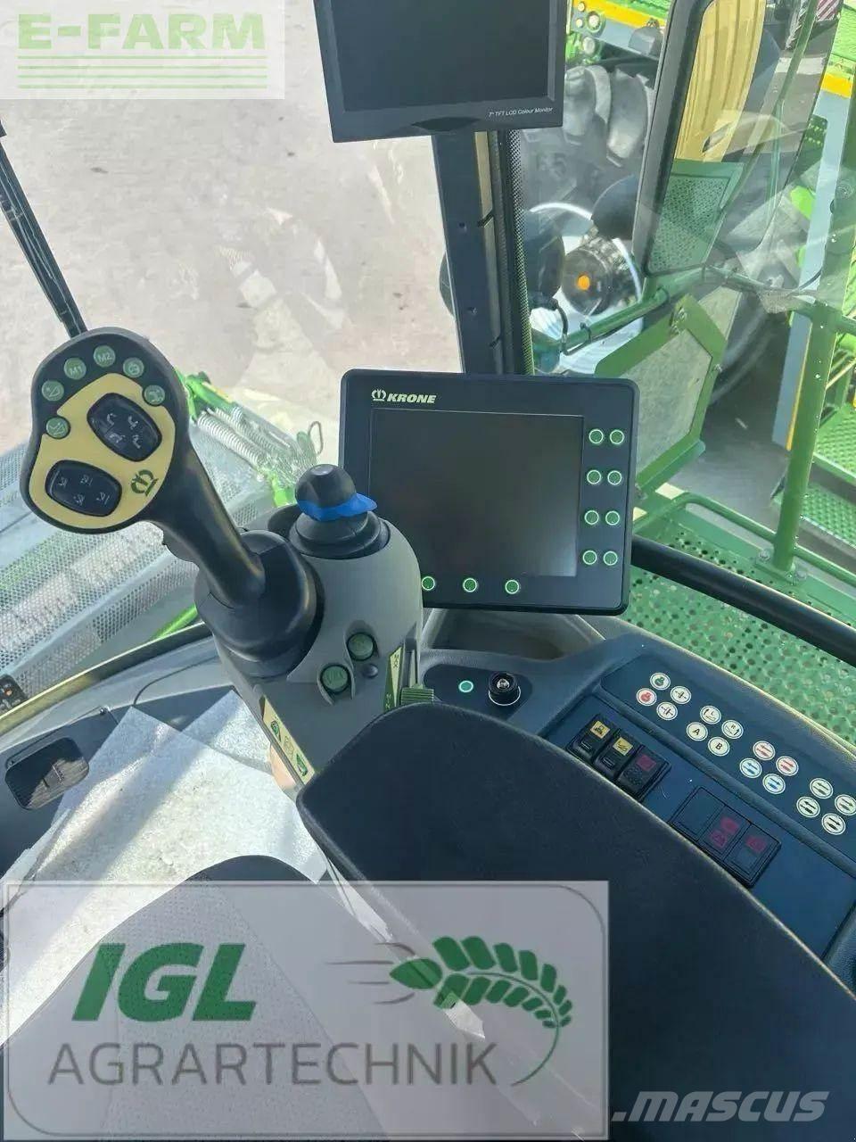 Krone big x 700 i Самоходни фуражири
