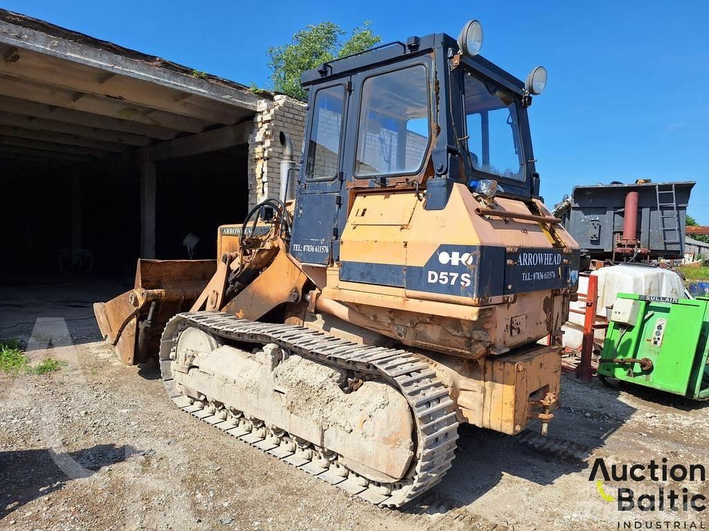 Komatsu D57S-1 Верижен товарач
