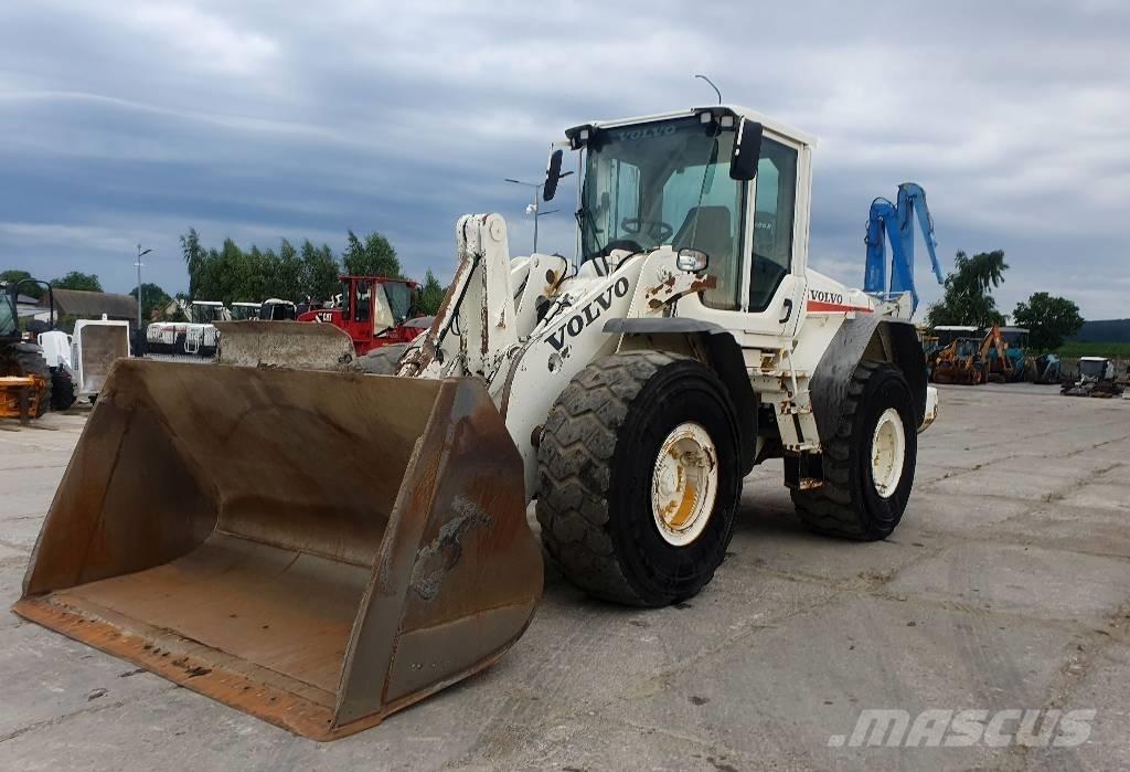 Volvo L 110 F Колесни товарачи