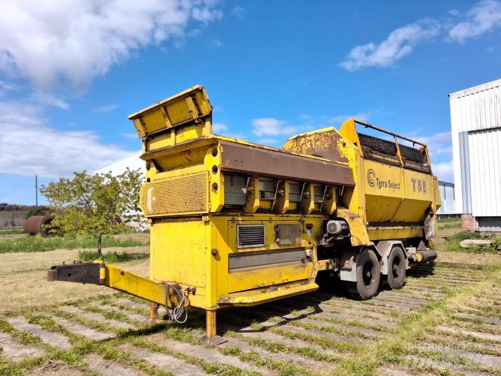 Terra Select T5 E Мобилни скрийнери
