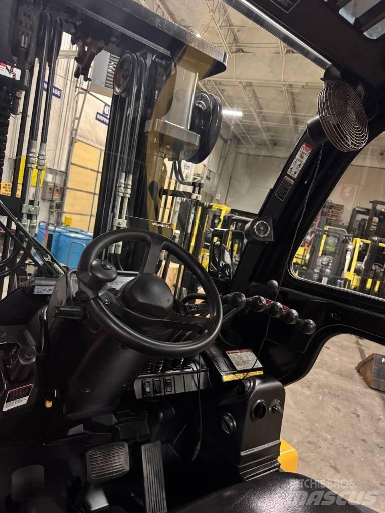 CAT DP 70 Вилични кари-повдигачи - други