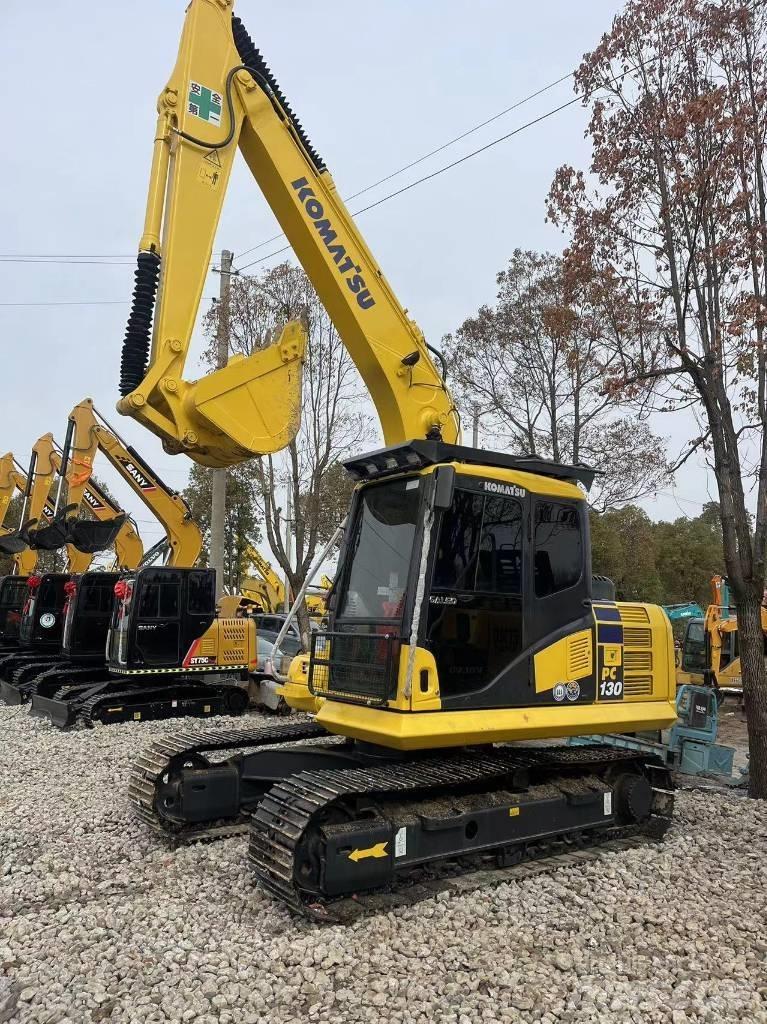 Komatsu PC 130 Средни екскаватори 7т - 12т