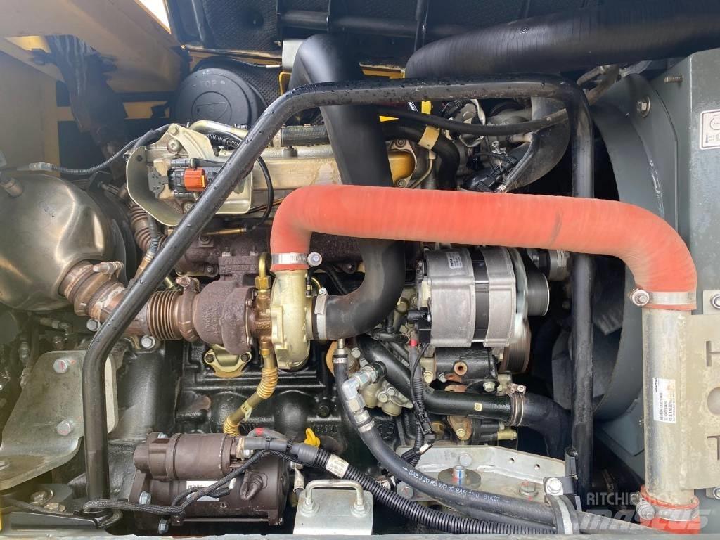 Wacker Neuson EW 100 Колесни екскаватори