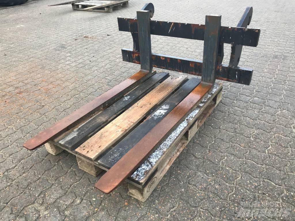JST Pallegaffel Вили