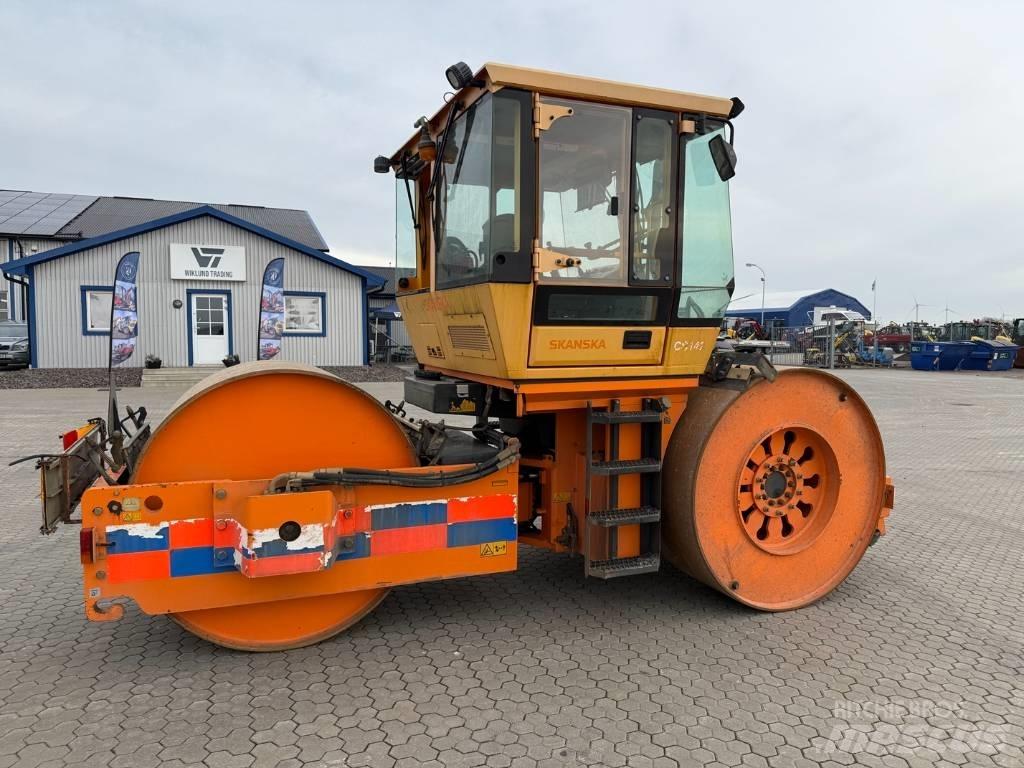 Dynapac CS 142 Двойни барабанни ролки
