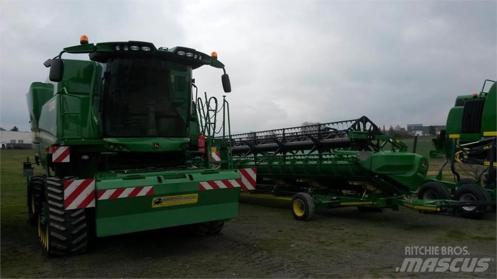 John Deere S685 Комбайни