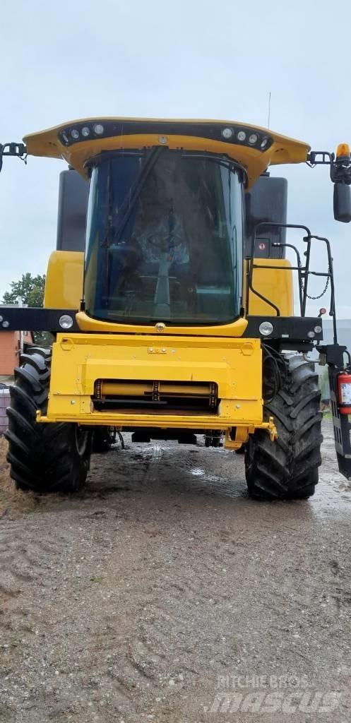 New Holland CX 5.80 Комбайни