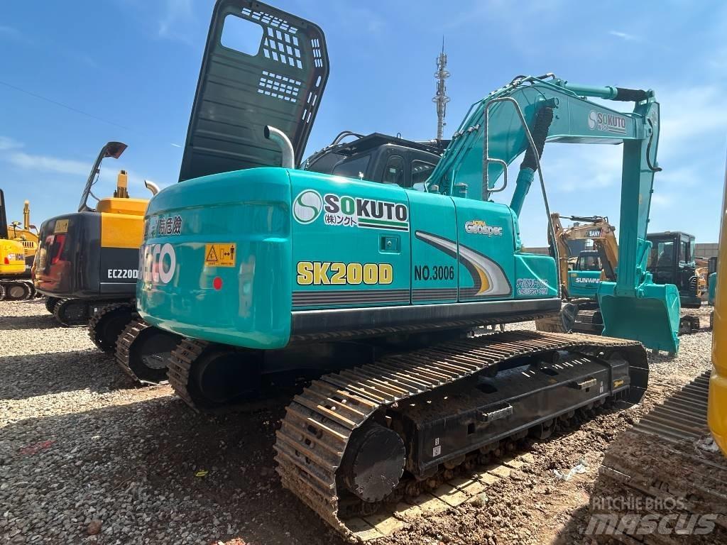 Kobelco SK 200D Средни екскаватори 7т - 12т