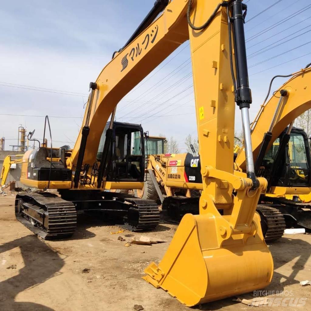 CAT 320 D Верижен екскаватор