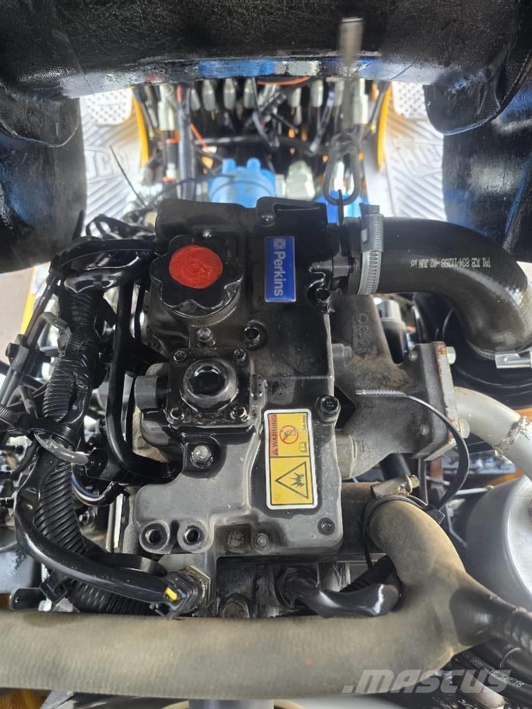 JCB 8008 CTS Мини екскаватори < 7 т