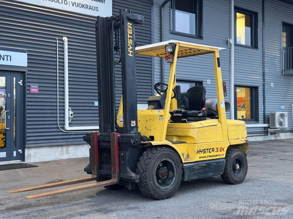 Hyster H3.00XM Камиони с АГУ