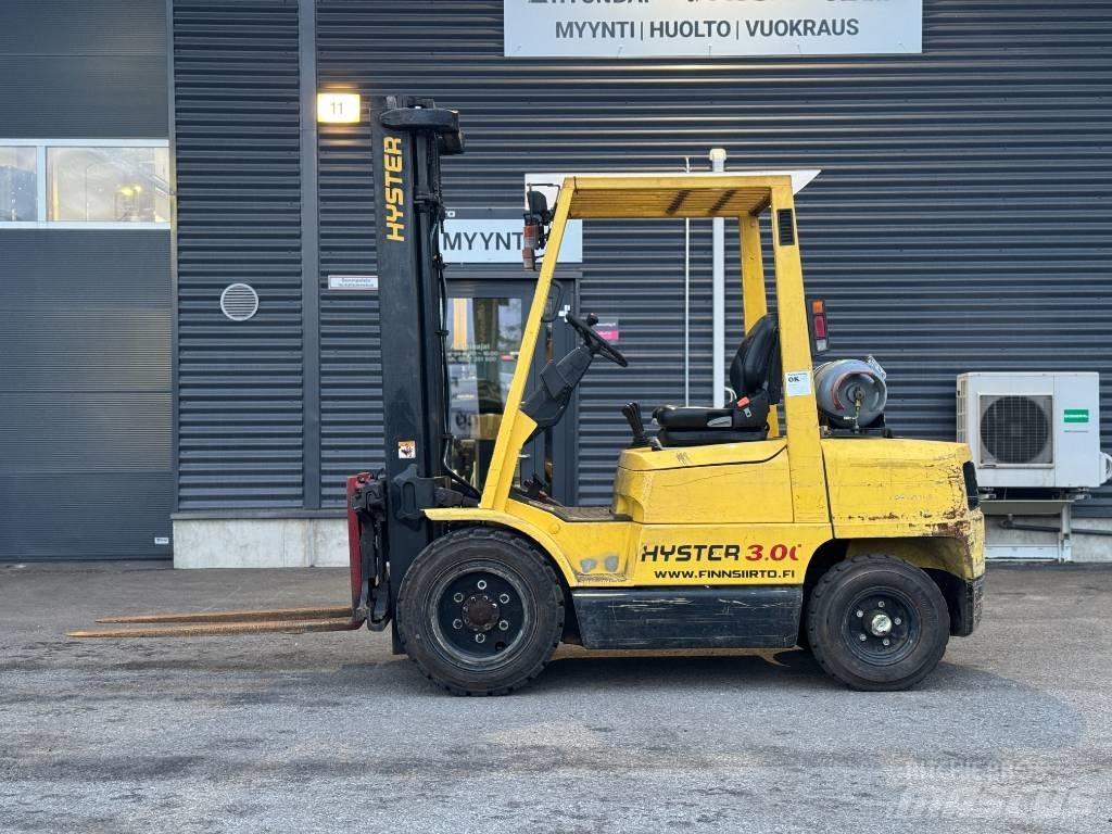 Hyster H3.00XM Камиони с АГУ