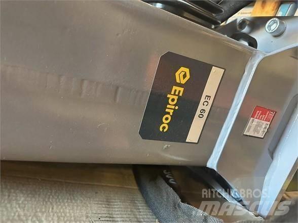 Epiroc EC 60 Чукове/Раздробители
