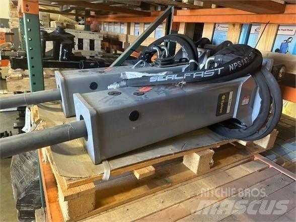 Epiroc EC 60 Чукове/Раздробители

