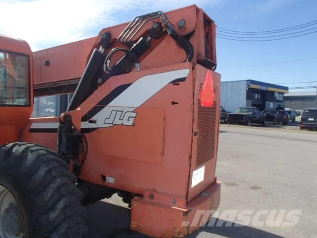 SkyTrak 10054 Телескопични товарачи