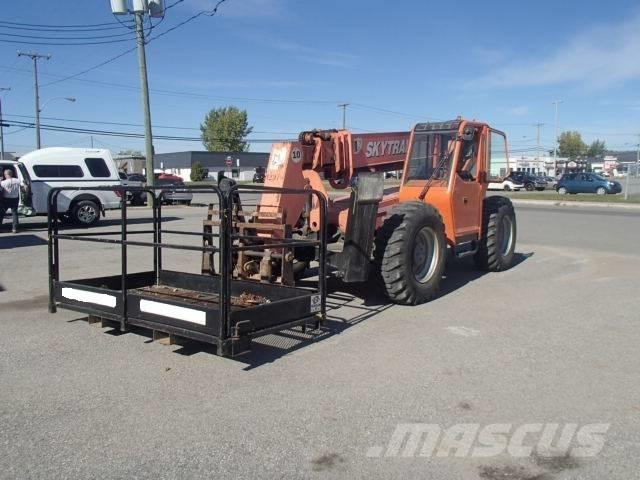 SkyTrak 10054 Телескопични товарачи