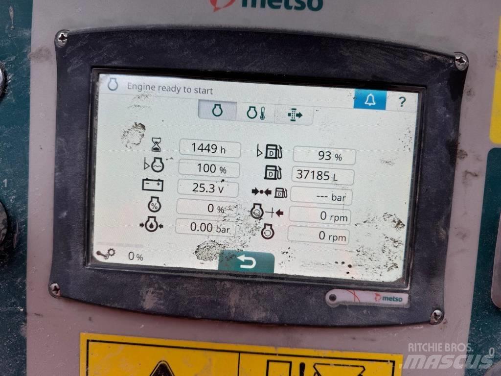 Metso LT300HP Мобилни трошачки
