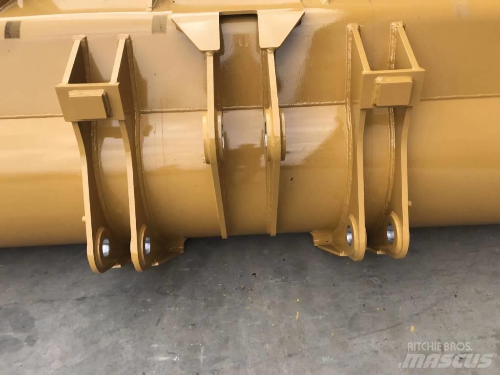 CAT 938M Кофи