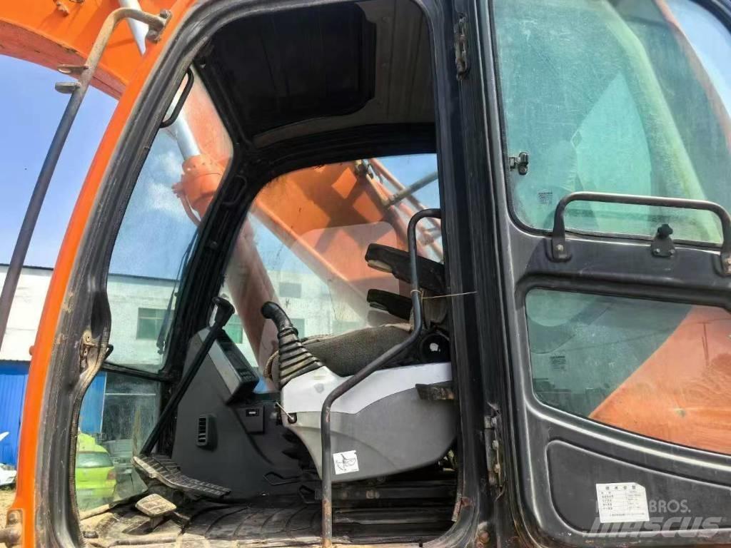 Doosan DX260 Верижен екскаватор