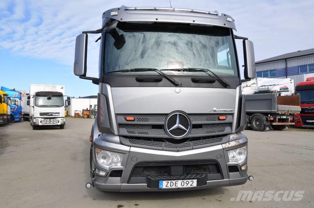 Mercedes-Benz 2535 Камиони за отпадъци