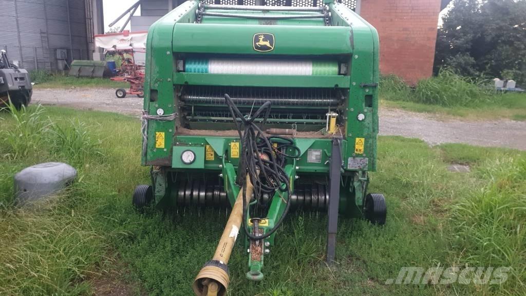 John Deere F 450 Сламопреси за кръгли бали
