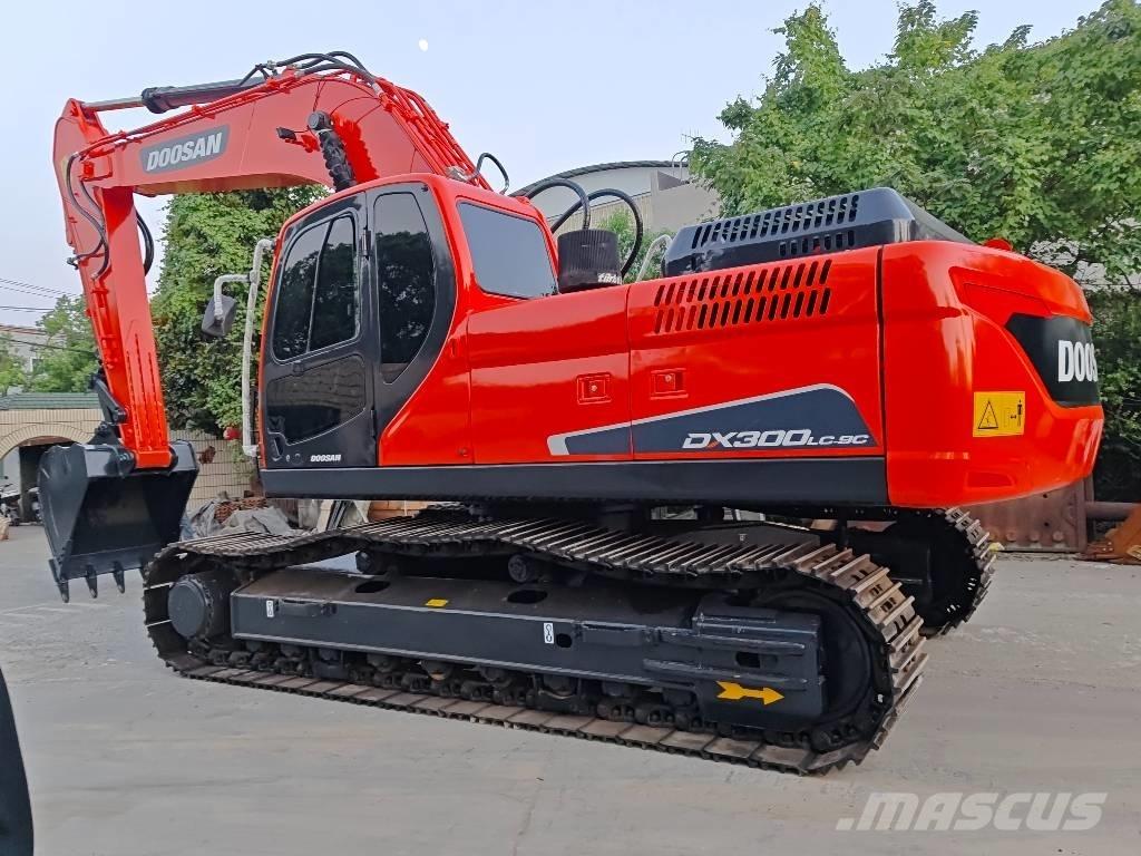 Doosan DX 300 LC-9C Верижен екскаватор