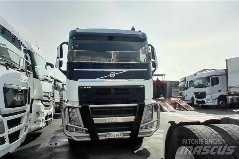 Volvo FH440 Други