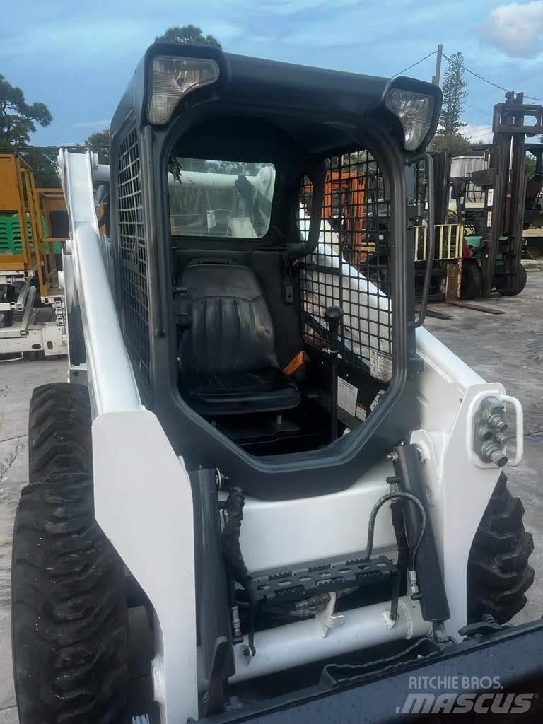 Bobcat S570 Мини товарачи

