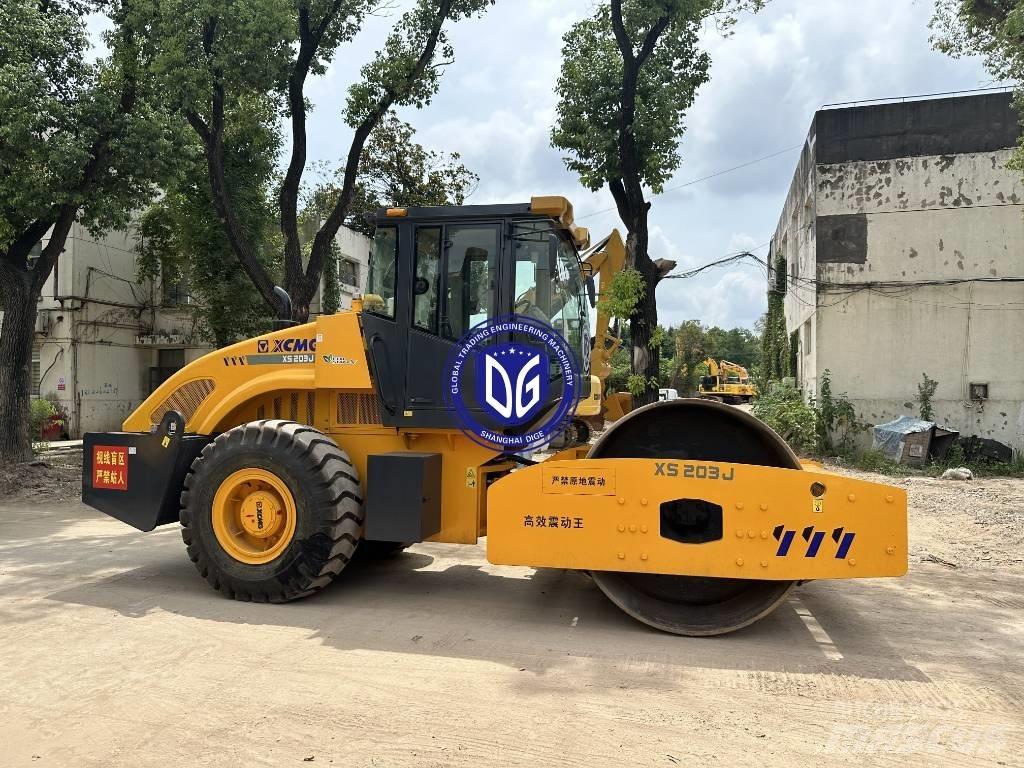 XCMG XS 203 J Еднобарабанни ролки

