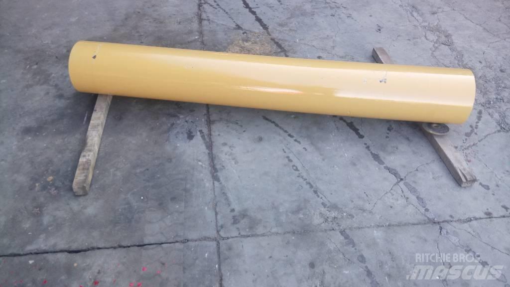 CAT 245 Хидравлични