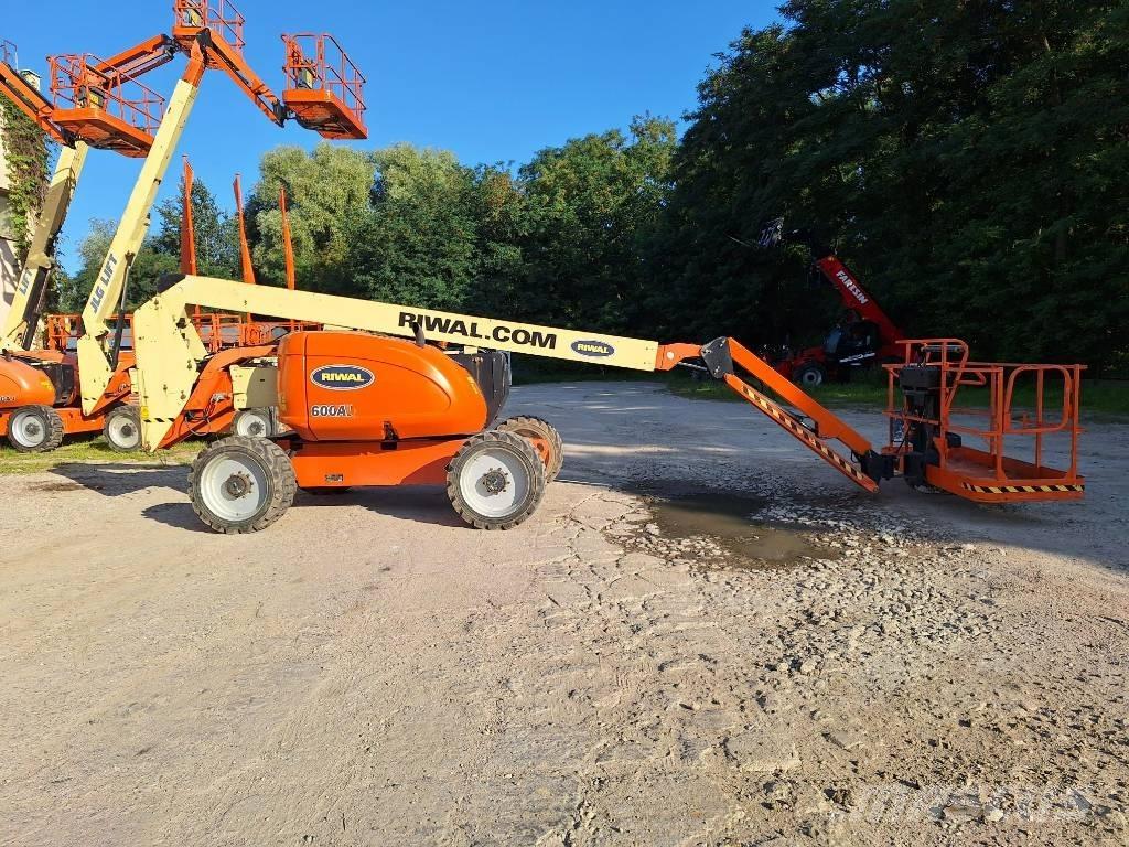 JLG 600AJ Съчленени стрелови подемници