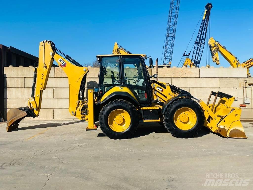 CAT 444  4x4 Товарач със заден ексватор