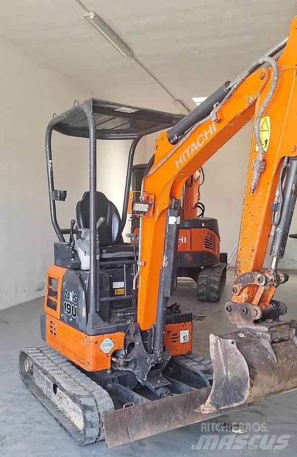 Hitachi ZX19U Мини екскаватори < 7 т