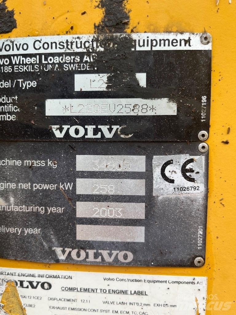 Volvo L 220 E Колесни товарачи