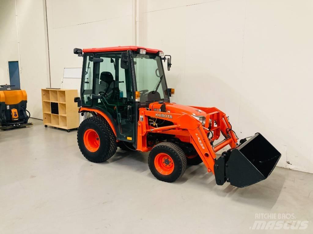 Kubota B2530 Компактни трактори