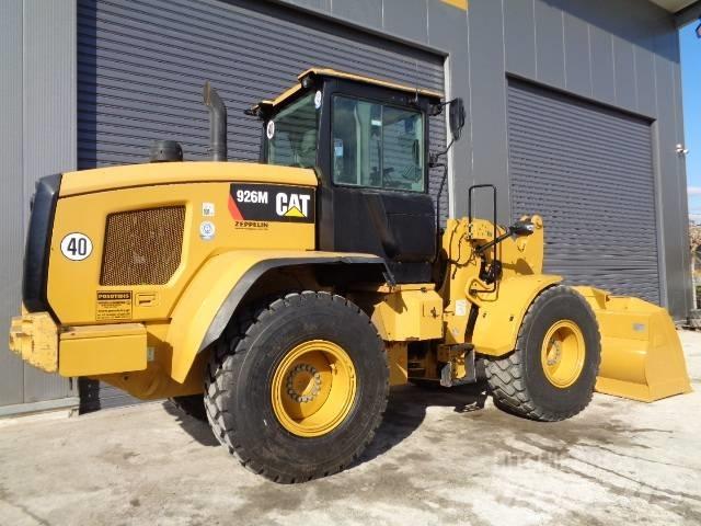 CAT 926M Колесни товарачи
