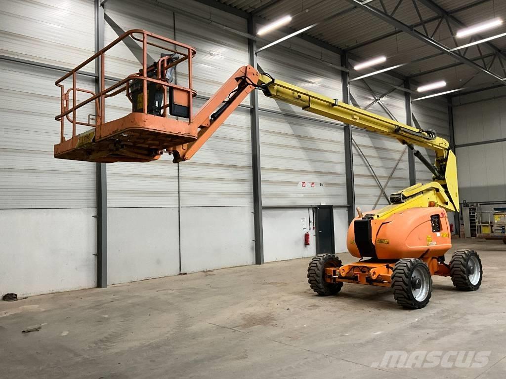 JLG 600 AJ Съчленени стрелови подемници