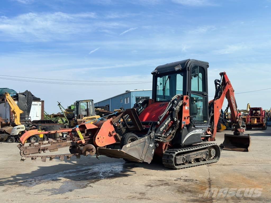 Ditch Witch XT 1600 Товарач със заден ексватор