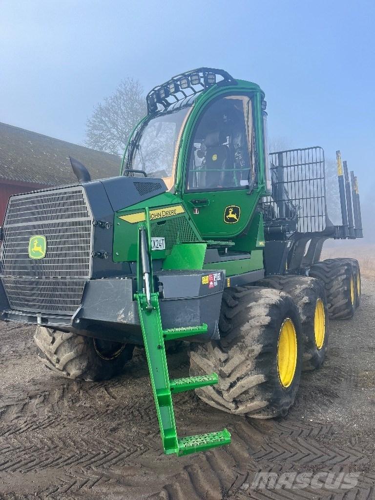 John Deere 910G Форуардери