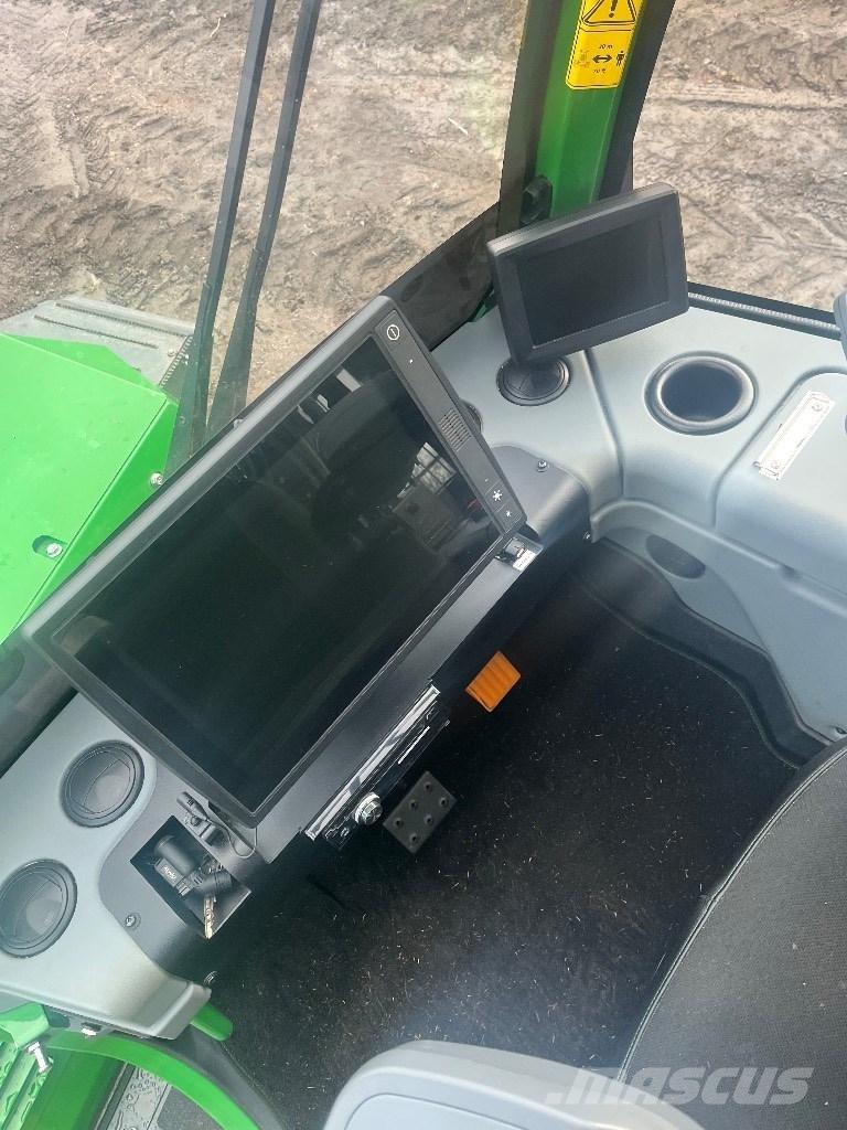 John Deere 910G Форуардери